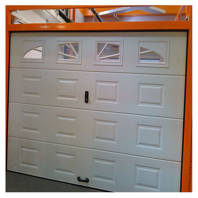 Puerta de garaje manual antipellizco personalizada directa de fábrica con ventanas